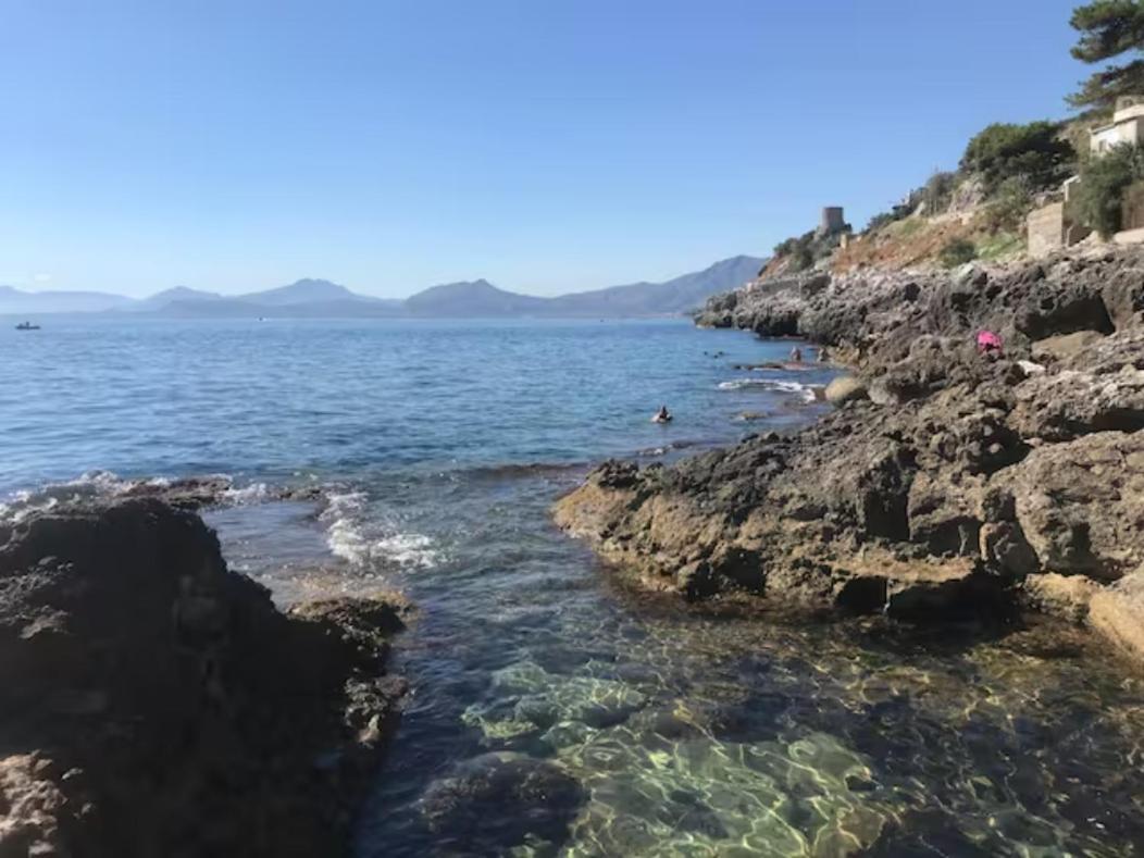 Appartamento In Villa Con Accesso Al Mare, Vista Mozzafiato Palermo Exterior foto